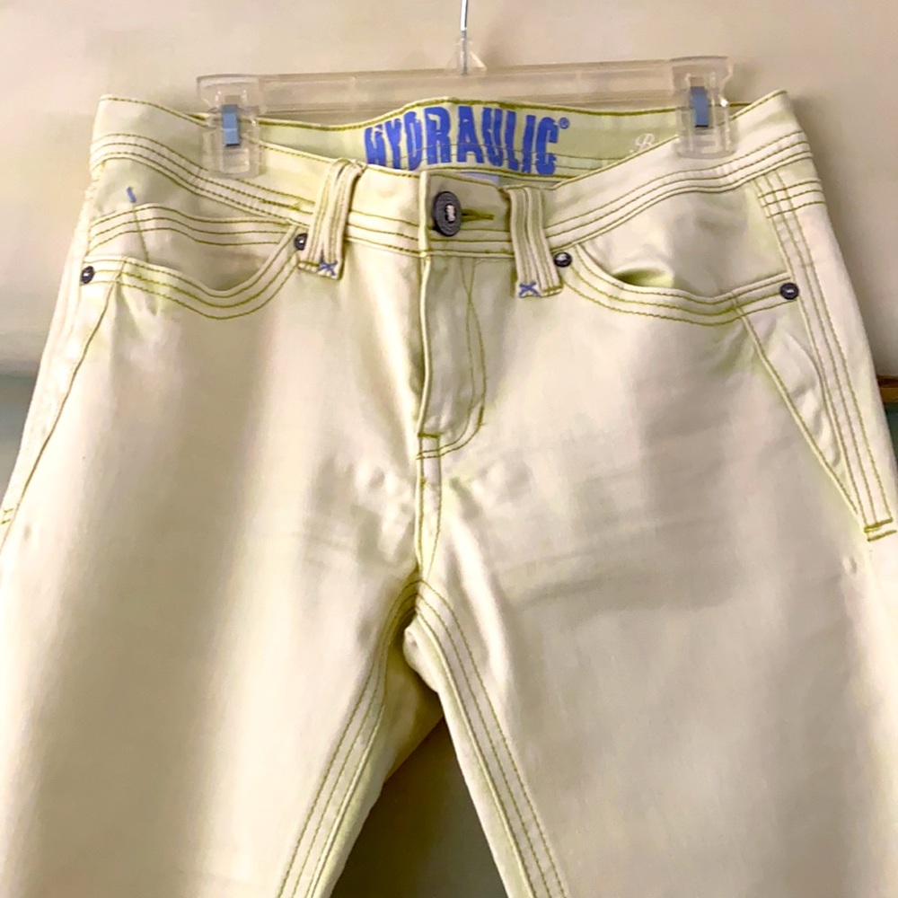 Hydraulic Jeans.Comfy soft fabric w/stretch. Excellent condition